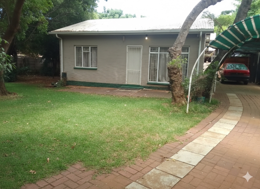 2 Bedroom Property for Sale in Geelhoutpark North West